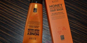 Daeng Gi Meo Ri Εντατική αποκατάσταση της μάσκας μαλλιών με μέλι: σύνθεση, πώς να βελτιώσετε την αποτελεσματικότητά της και κριτικές