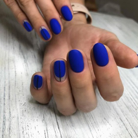 Matte manicure for very short nails