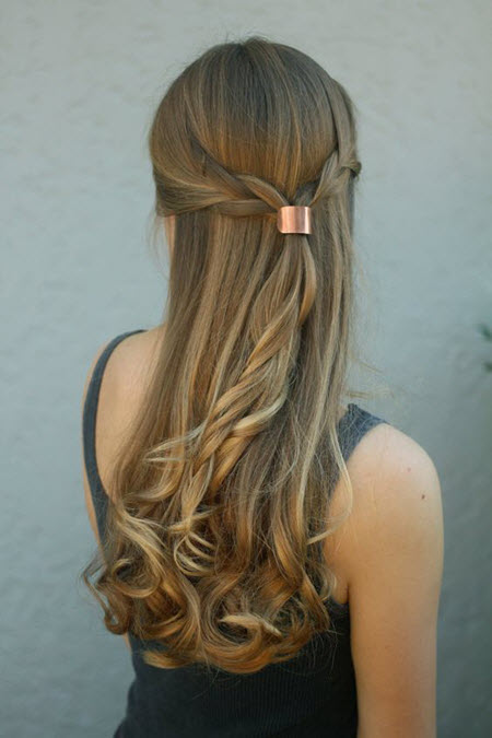 Hairstyles for high school girls and graduates for long hair
