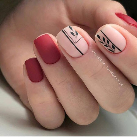 Beautiful red manicure for autumn